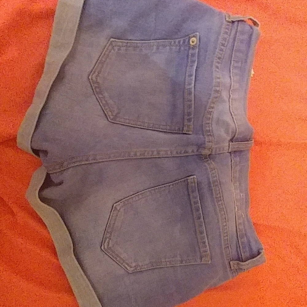 Shorts - Picture 2 of 2